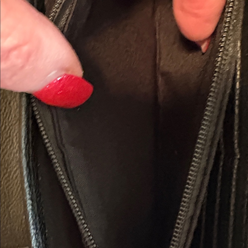 Betsey Johnson Fuchsia Clutch with Bow Detail - Picture 12 of 14